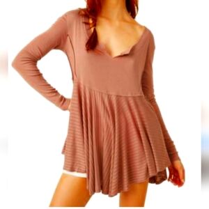 Free People We The Free Clover Split Neck Babydoll Top Tunic Size M NEW